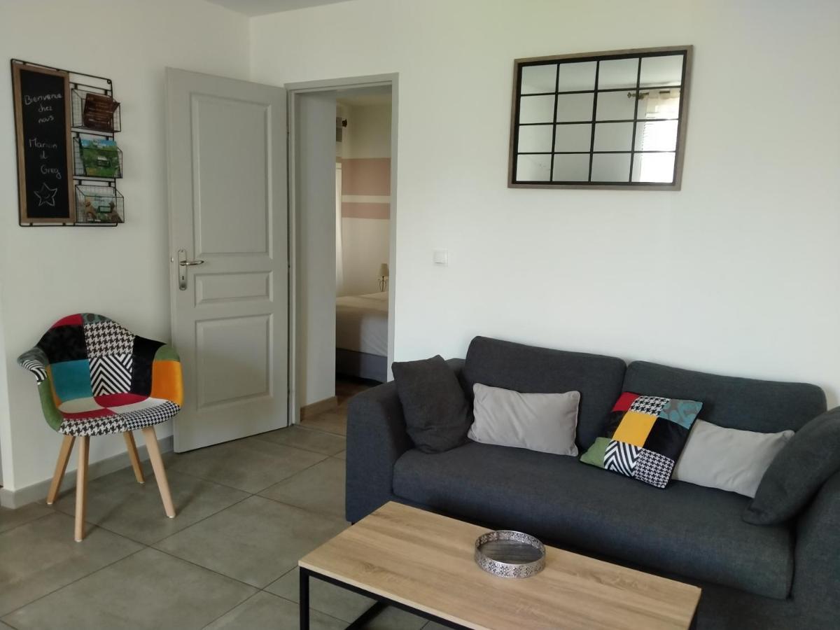 La Sorguette Apartamento LʼIsle-sur-la-Sorgue Exterior foto
